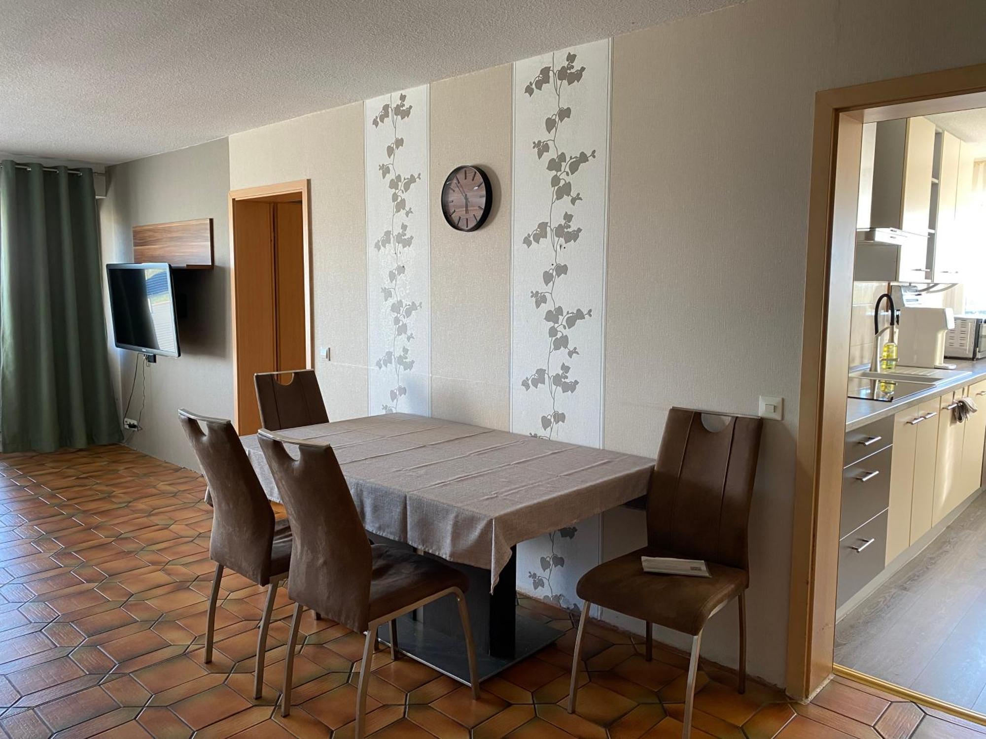 Idyllische Aussicht Appartement Emmendingen Buitenkant foto